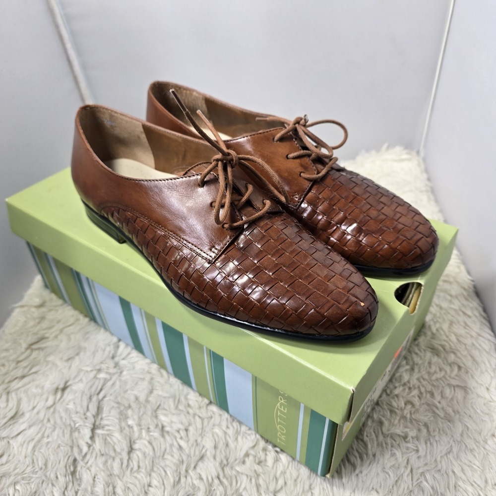 Vintage Trotters Lila Oxford Flats Women's Size 7.5 M Brown Leather Basket Weave